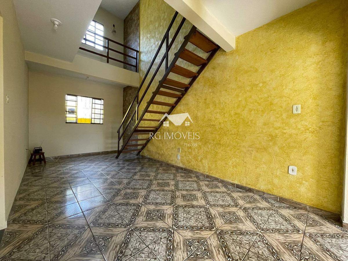 Casa, Milionários, 3 Quartos, 3 Vagas, 1 Suíte