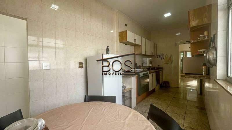 Casa, São Lucas, 7 Quartos, 3 Vagas, 1 Suíte