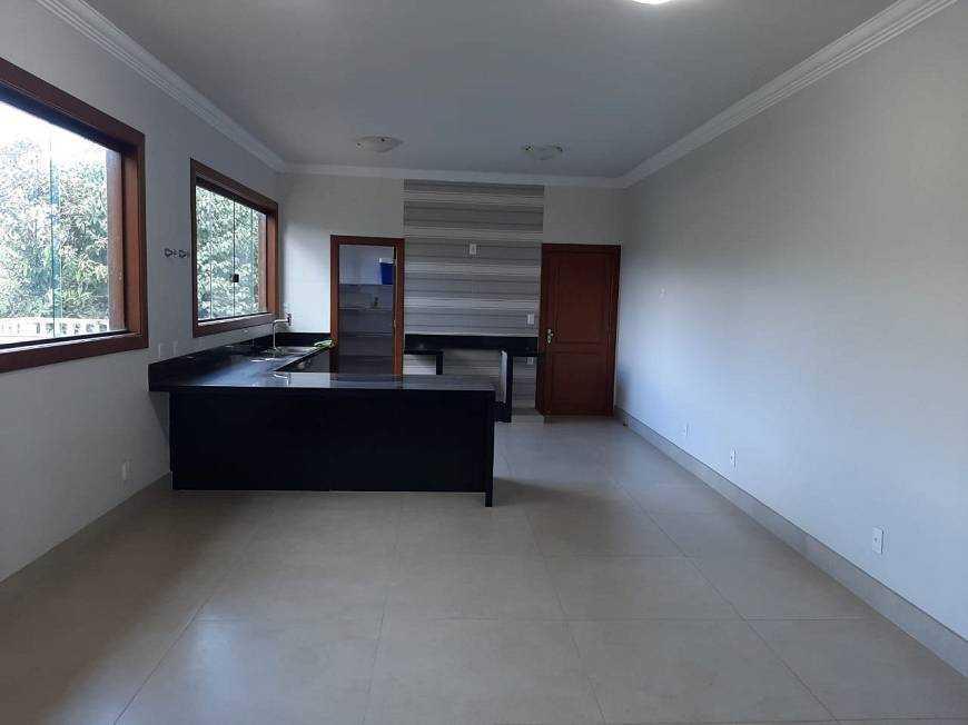 Casa, São Sebastião das Águas Claras, 4 Quartos, 10 Vagas, 4 Suítes