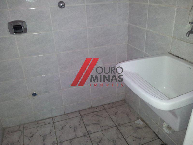 Apartamento, Sagrada Família, 2 Quartos, 1 Vaga, 1 Suíte
