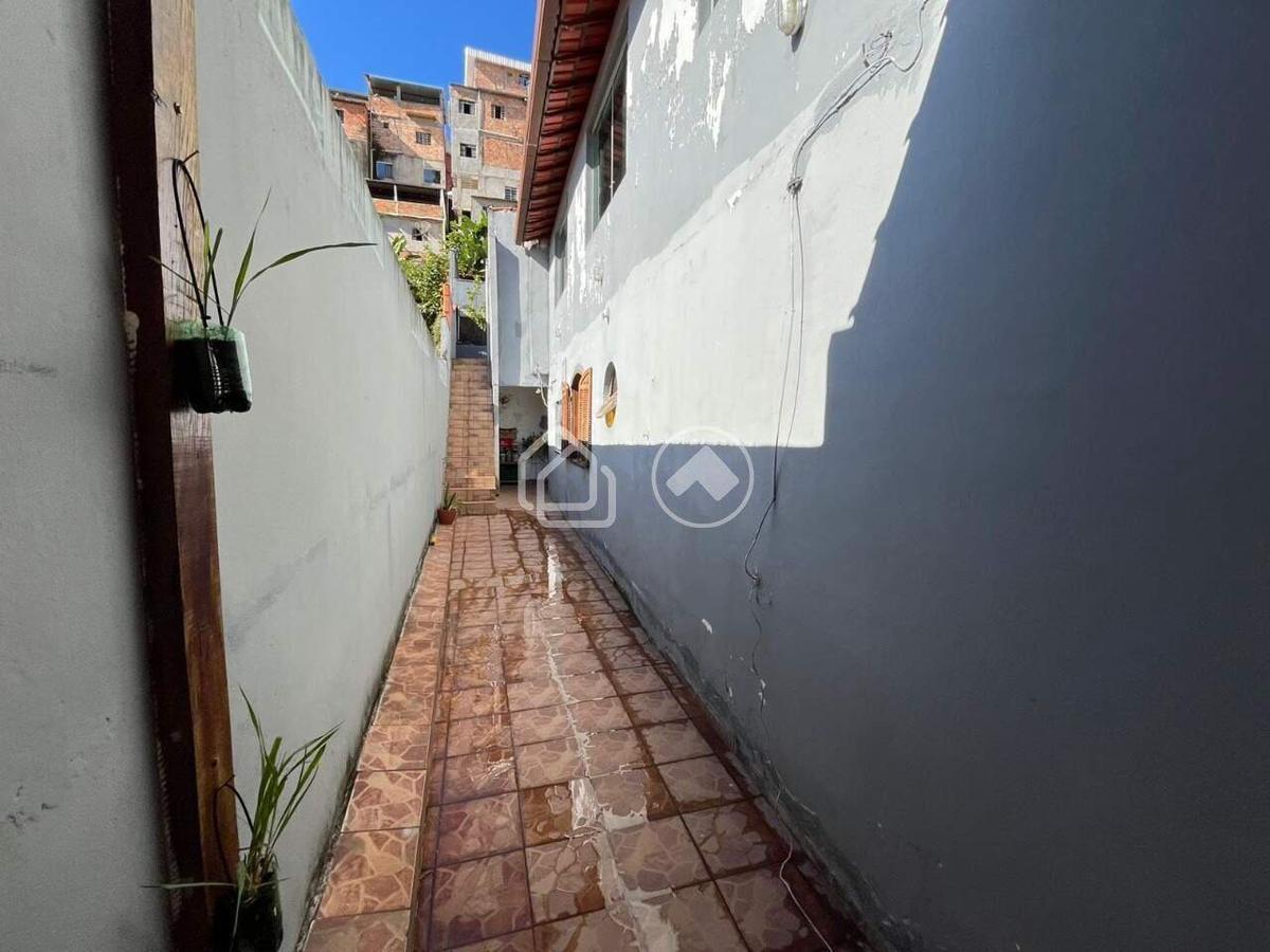Casa, Estrela do Oriente, 3 Quartos, 2 Vagas, 1 Suíte