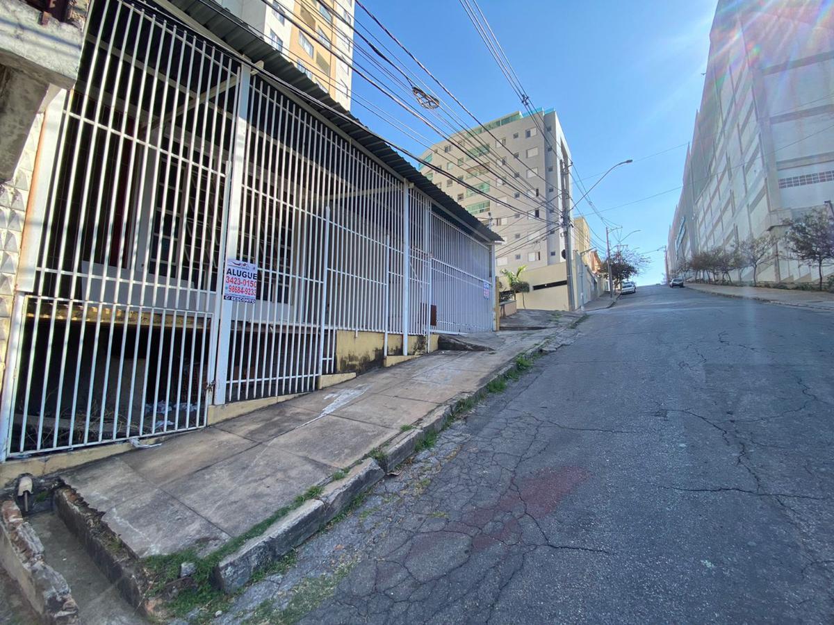 Andar, Horto, 0 Quarto, 4 Vagas