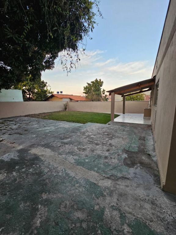 Casa, Nações Unidas, 2 Quartos, 0 Vaga, 1 Suíte