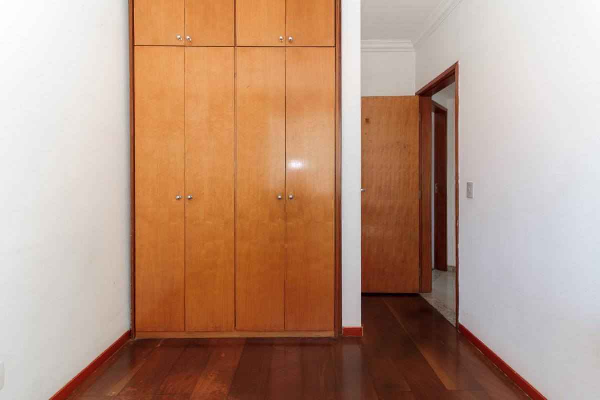 Apartamento, Floresta, 3 Quartos, 2 Vagas, 1 Suíte