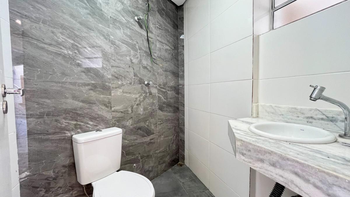 Casa, Estoril, 3 Quartos, 6 Vagas, 1 Suíte