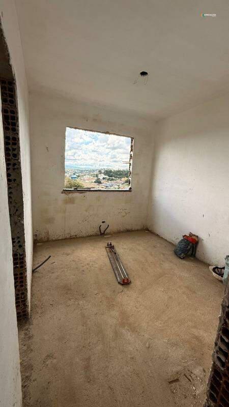 Casa, Adeodato, 3 Quartos, 2 Vagas, 1 Suíte