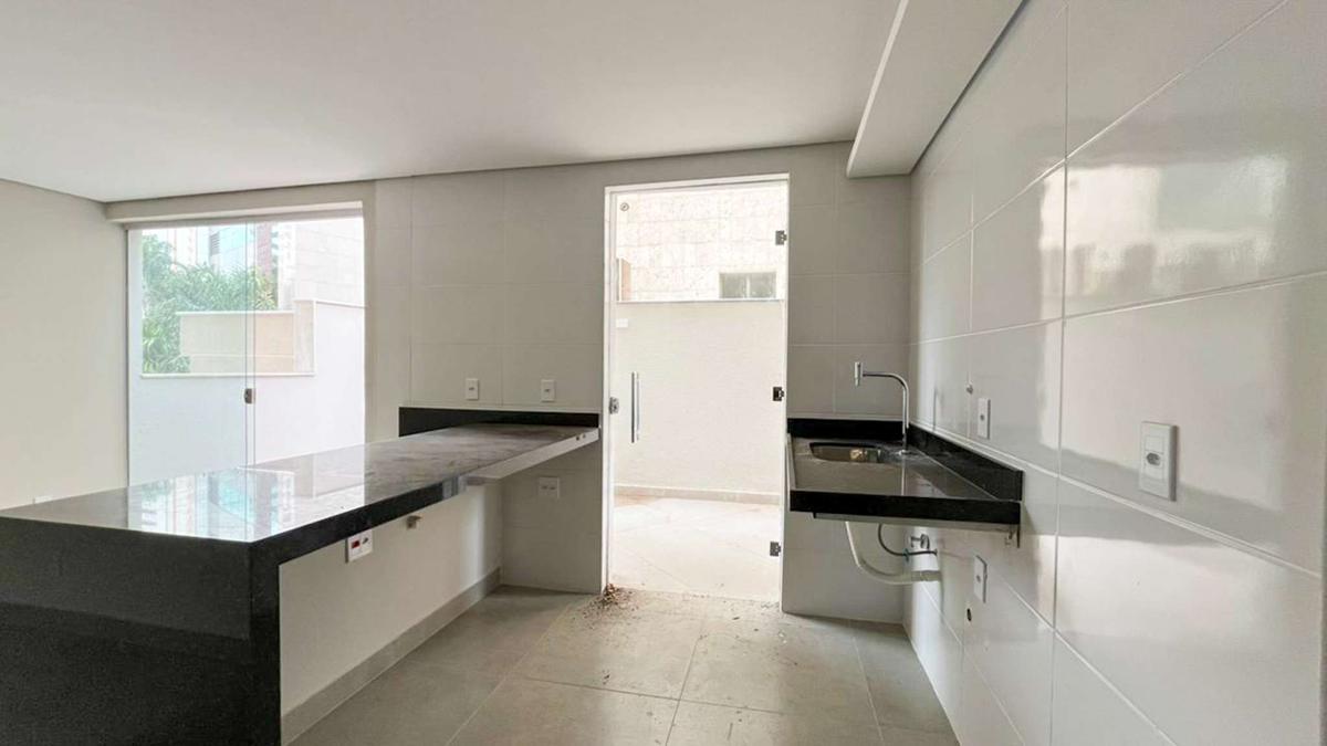 Apartamento, Funcionários, 2 Quartos, 1 Vaga, 1 Suíte