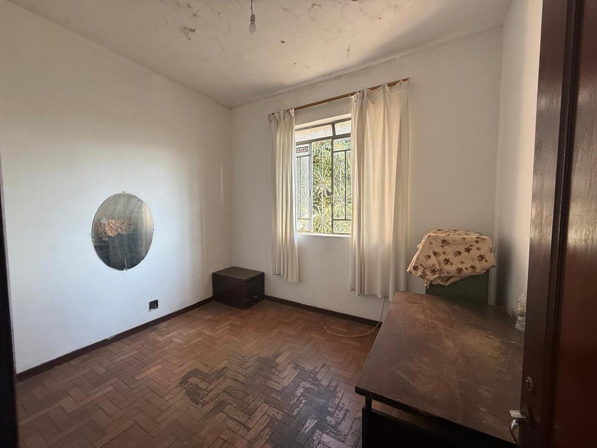 Casa, Cachoeirinha, 3 Quartos, 4 Vagas