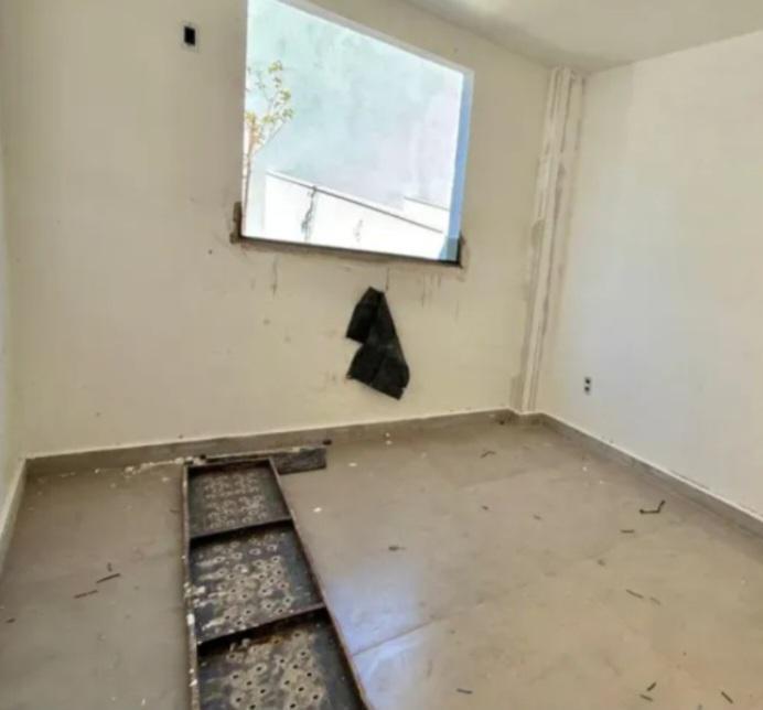 Casa, Santa Mônica, 2 Quartos, 1 Vaga, 2 Suítes