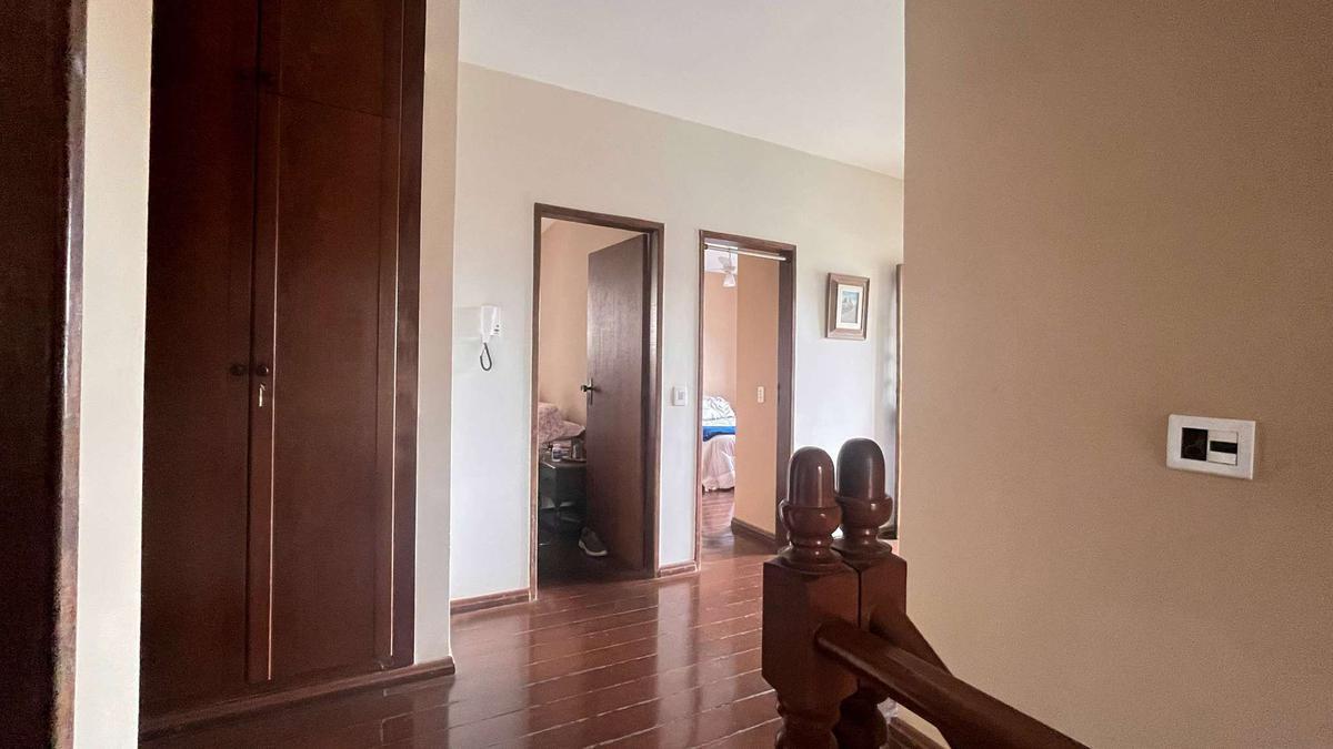 Casa, Santa Lúcia, 4 Quartos, 3 Vagas, 1 Suíte