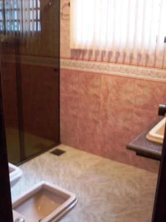 Casa, Castelo, 4 Quartos, 3 Vagas, 1 Suíte