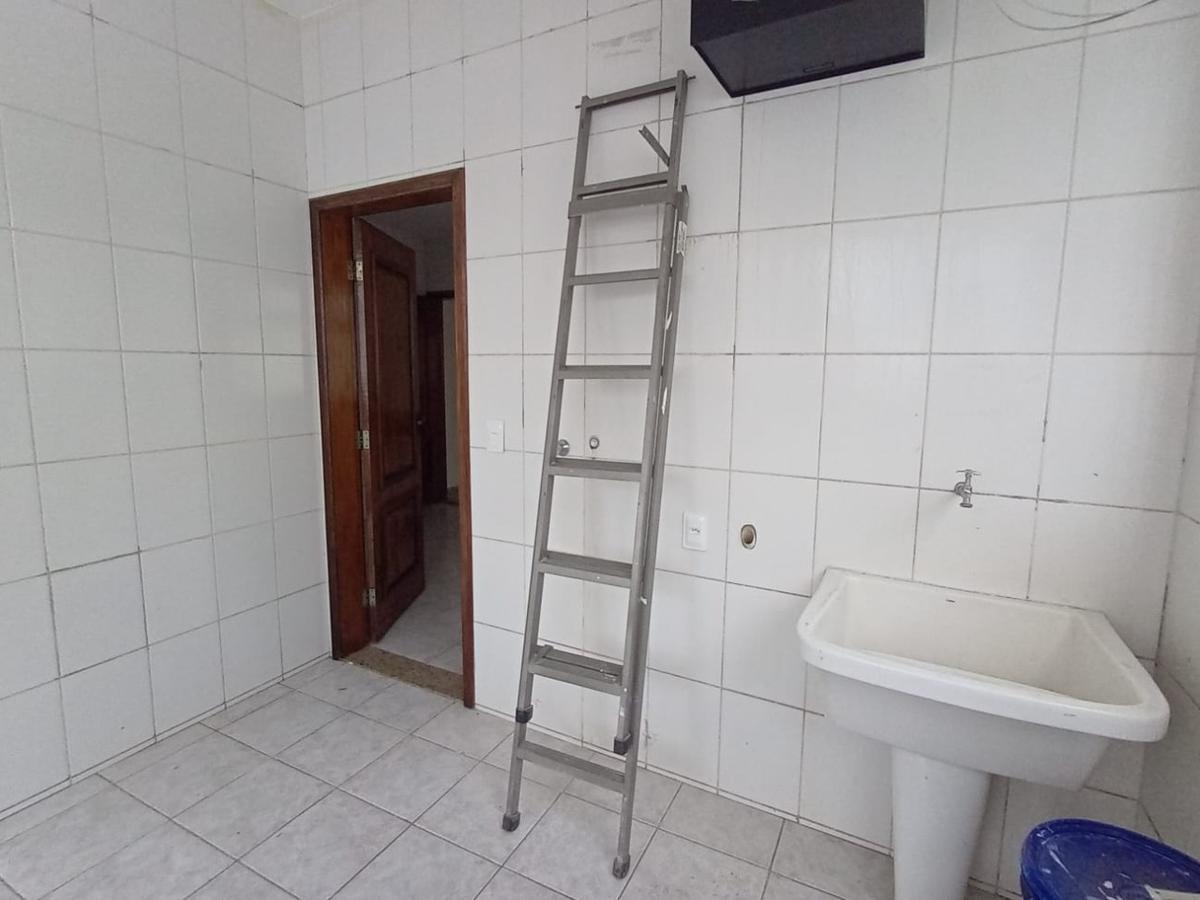 Casa Comercial, União, 0 Quarto, 0 Vaga
