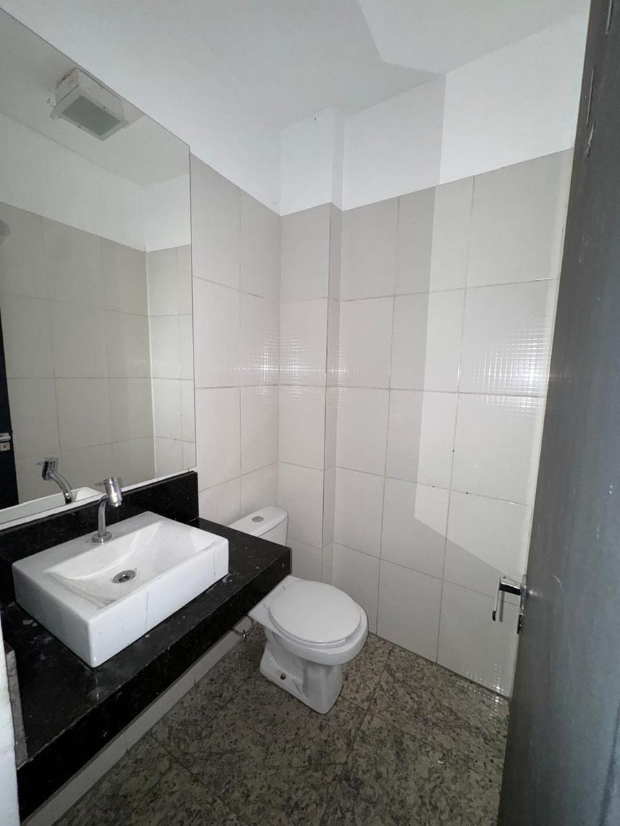 Andar, Estoril, 0 Quarto, 2 Vagas