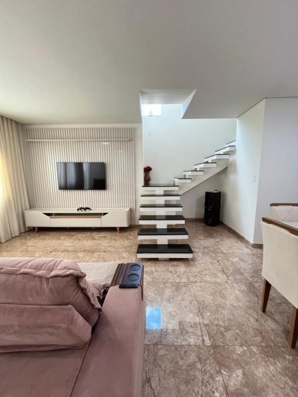 Casa, Vila Satélite, 3 Quartos, 4 Vagas, 1 Suíte