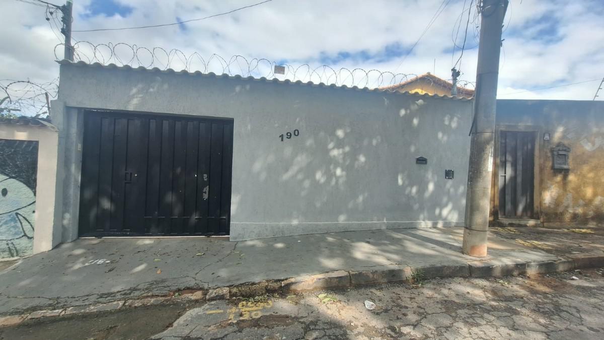 Casa, Eldorado, 3 Quartos, 6 Vagas, 1 Suíte