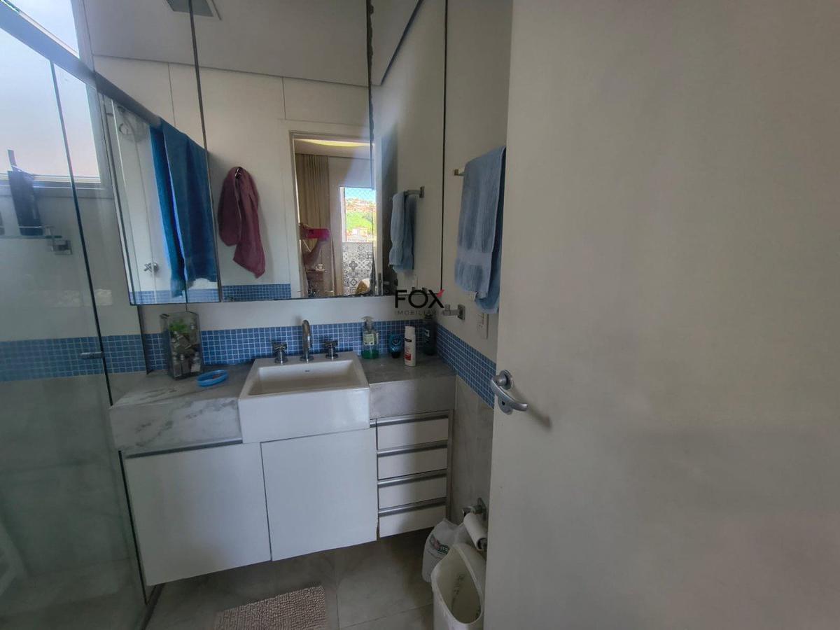 Apartamento, Vila Paris, 4 Quartos, 2 Vagas, 1 Suíte