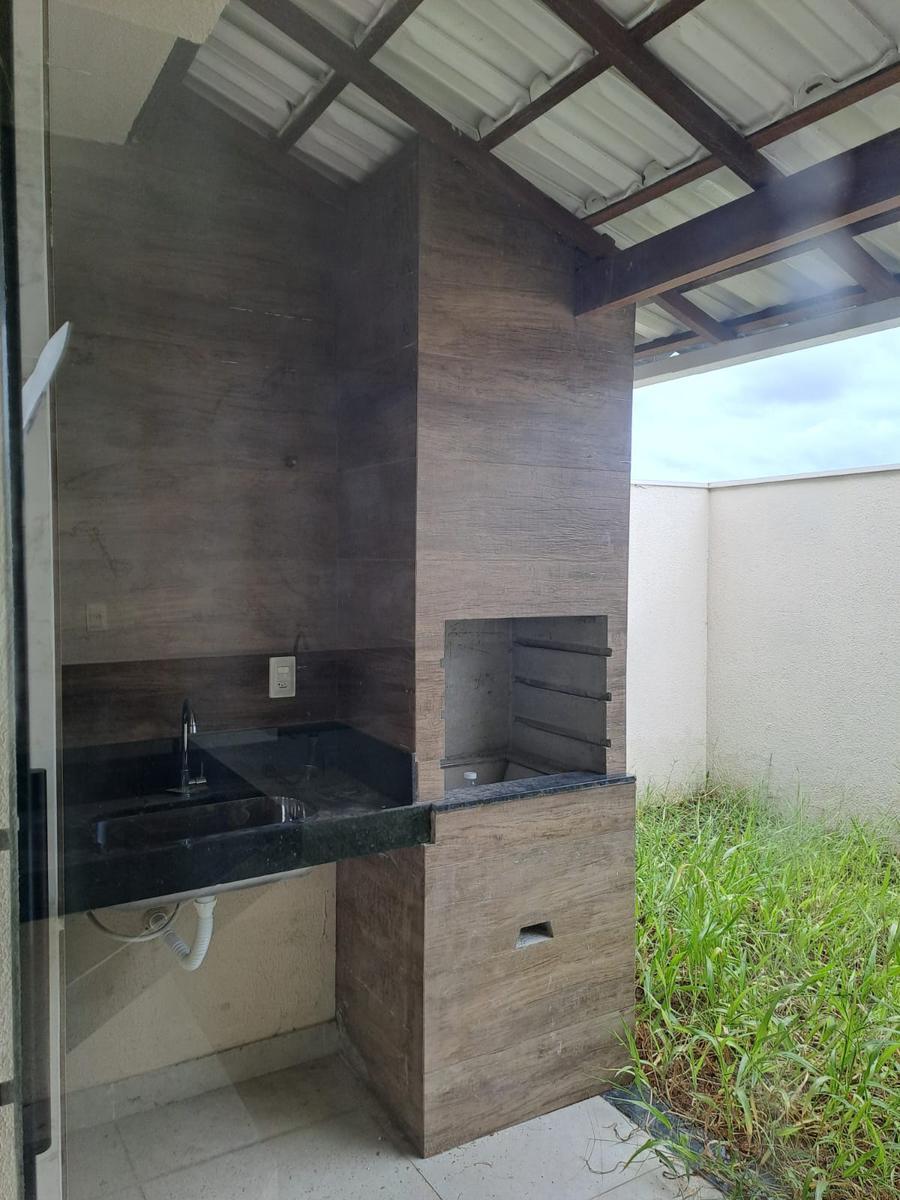 Casa, Santa Branca, 3 Quartos, 4 Vagas, 1 Suíte