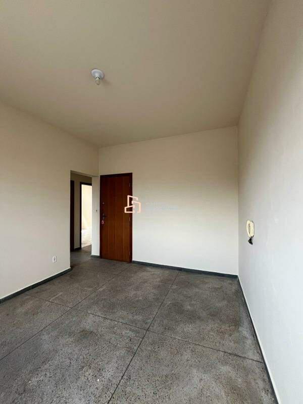 Apartamento, Serrano, 2 Quartos, 1 Vaga