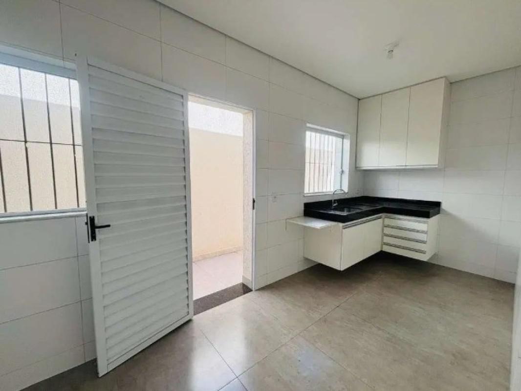 Casa, Santa Branca, 3 Quartos, 8 Vagas