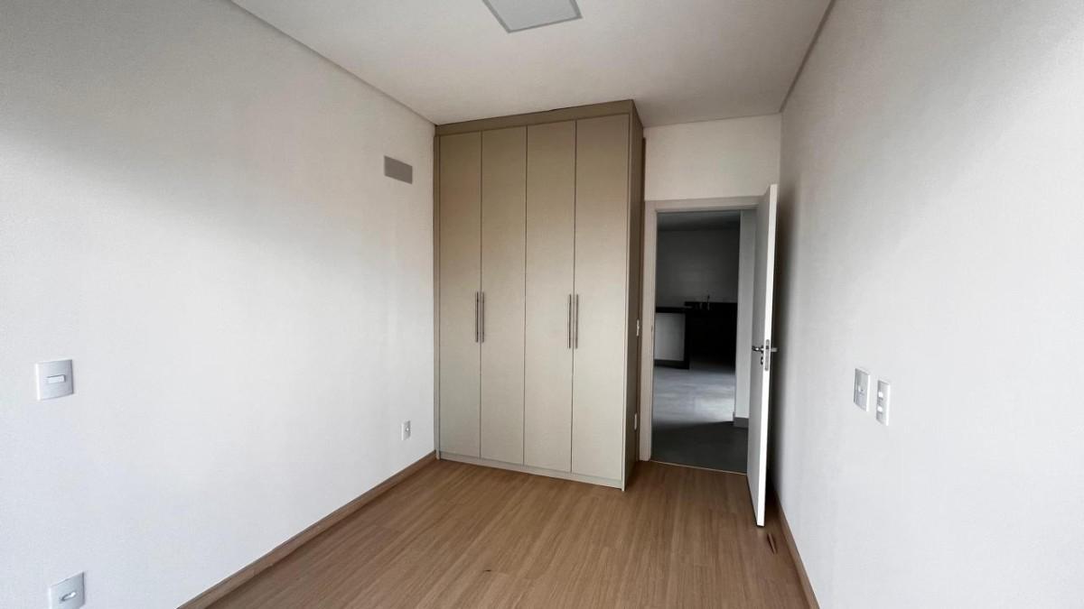 Apartamento, Centro, 3 Quartos, 2 Vagas, 1 Suíte