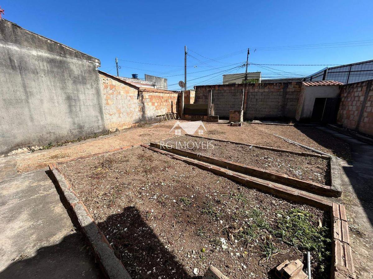 Casa, Senhora de Fátima, 2 Quartos, 3 Vagas