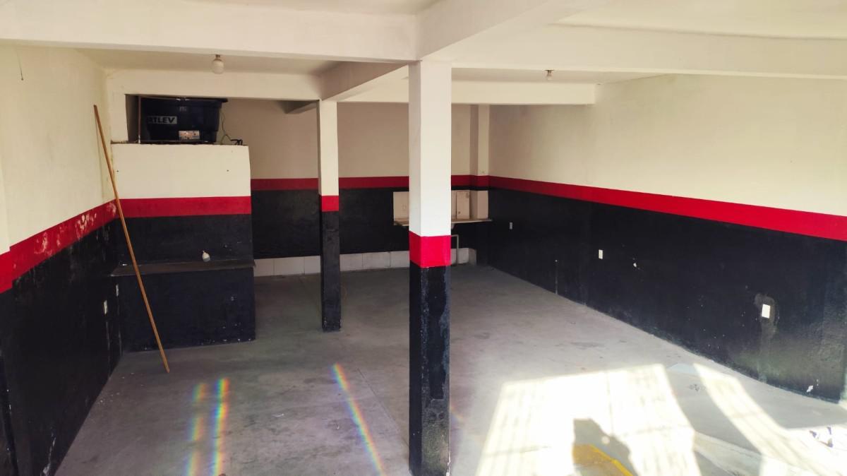 Prédio, Olaria, 11 Quartos, 4 Vagas, 9 Suítes