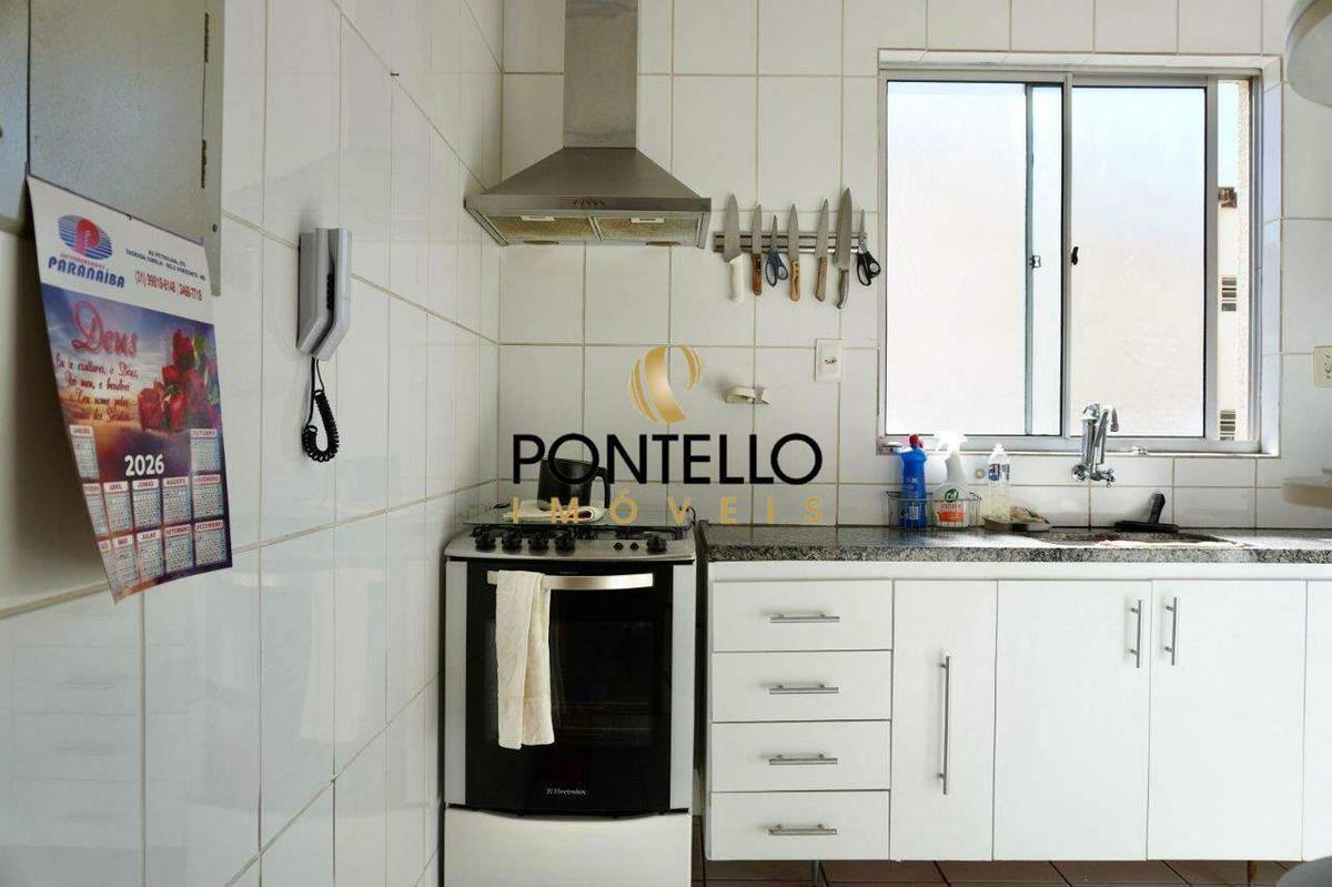 Apartamento, Sagrada Família, 3 Quartos, 1 Vaga, 1 Suíte
