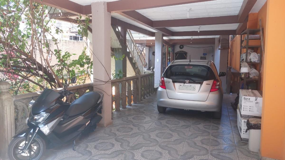 Casa, Primeiro de Maio, 3 Quartos, 3 Vagas