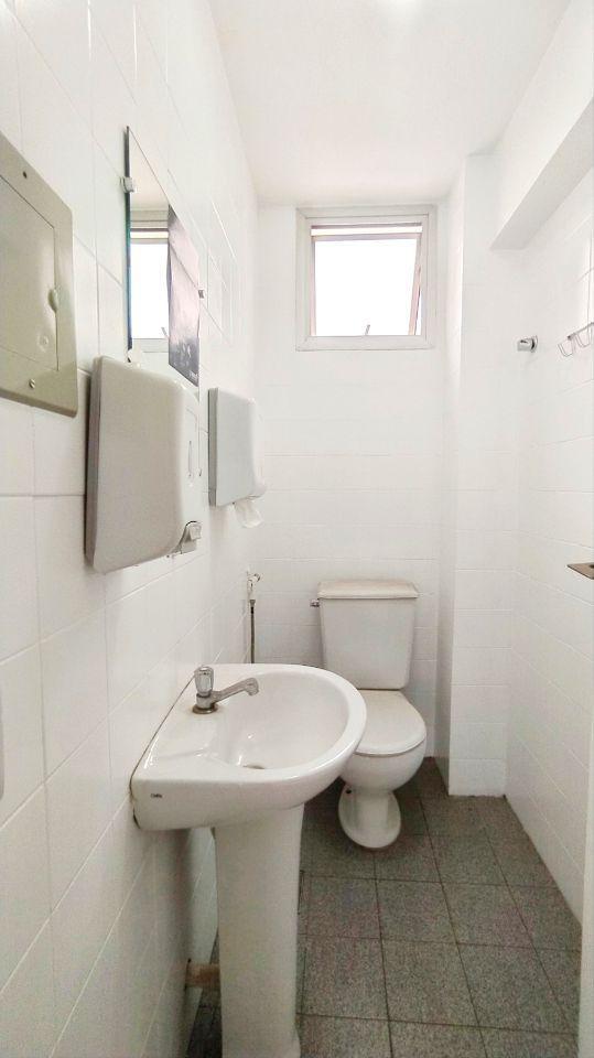 Sala, Funcionários