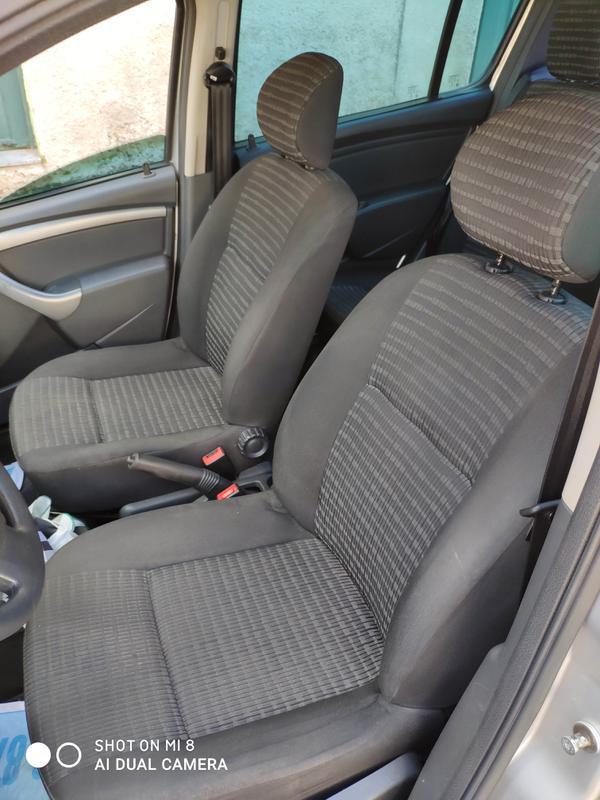Renault Sandero Expression Hi-flex 1.0 16v 5p