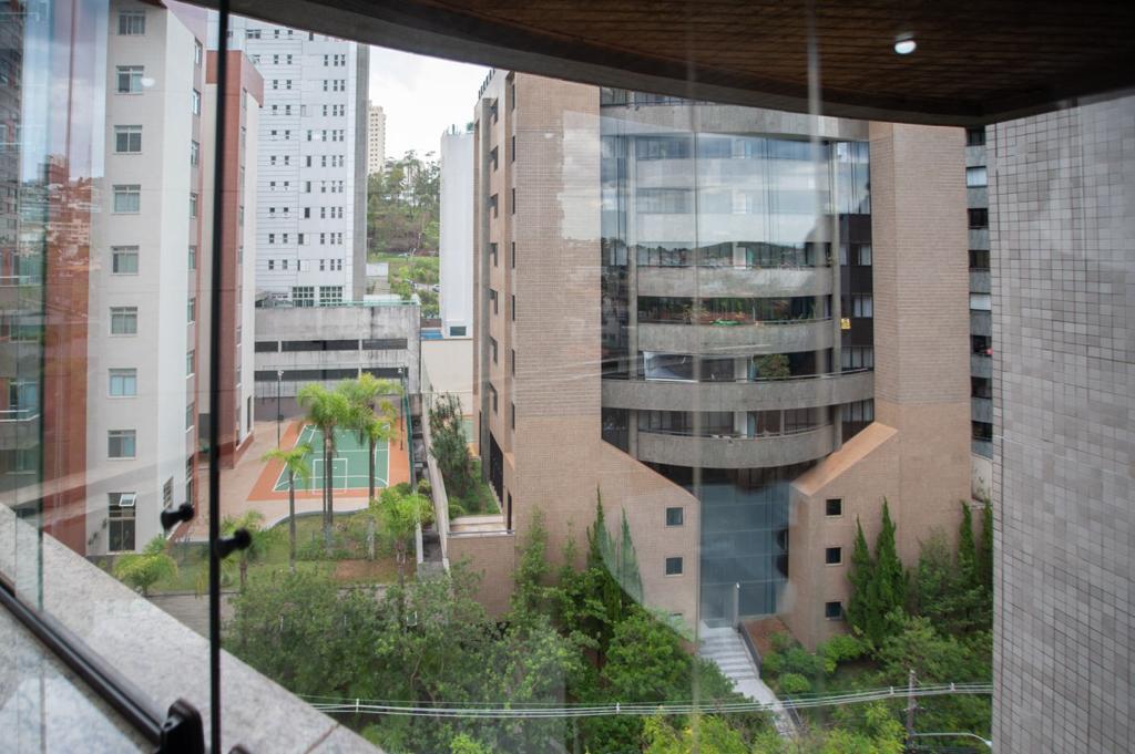 Apartamento, Belvedere, 4 Quartos, 5 Vagas, 2 Suítes