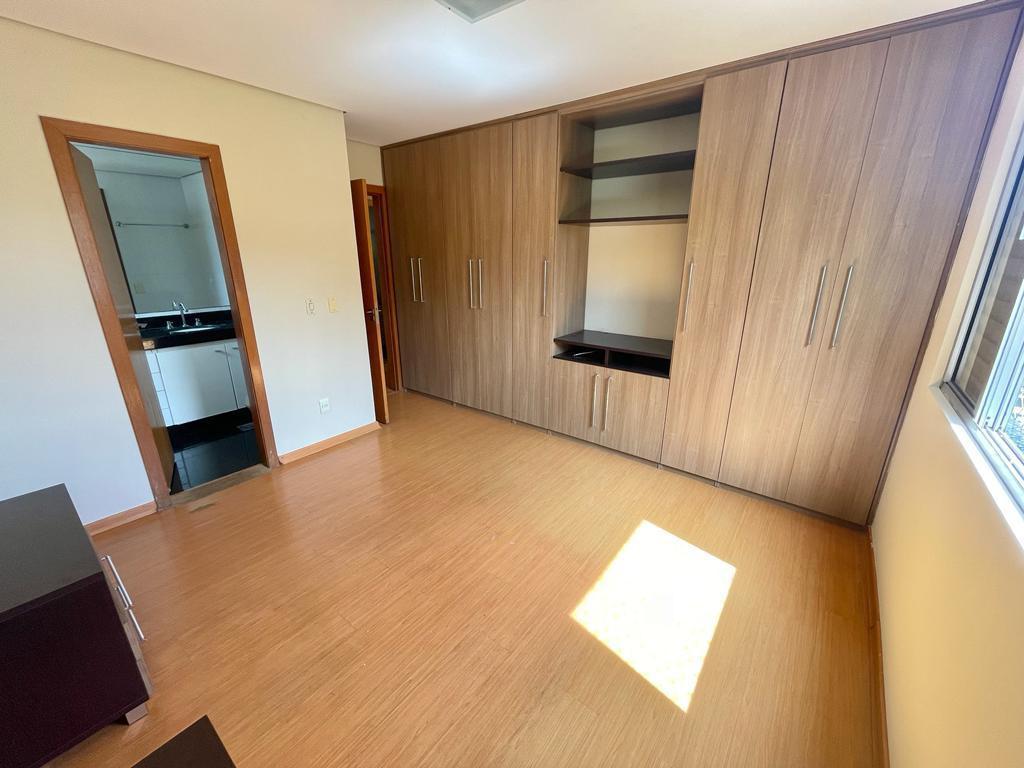 Cobertura, São Luiz (pampulha), 4 Quartos, 2 Vagas, 2 Suítes