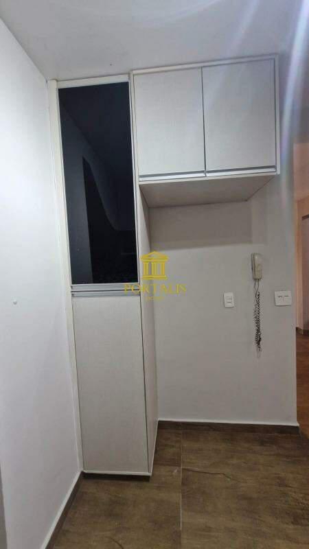 Casa, Cabral, 3 Quartos, 2 Vagas, 1 Suíte