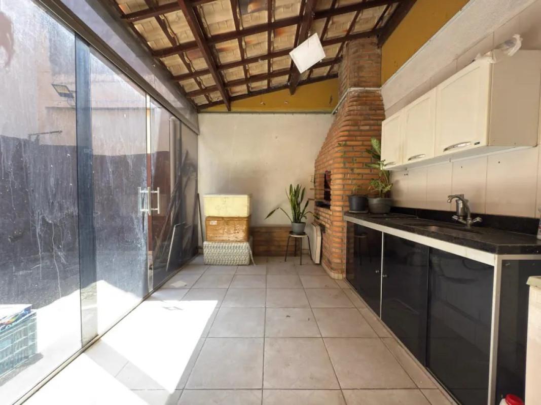 Casa, Santa Mônica, 4 Quartos, 2 Vagas, 2 Suítes
