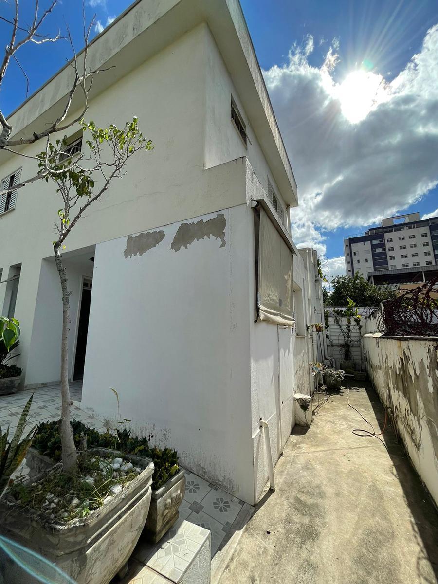 Casa, Padre Eustáquio, 4 Quartos, 0 Vaga, 2 Suítes