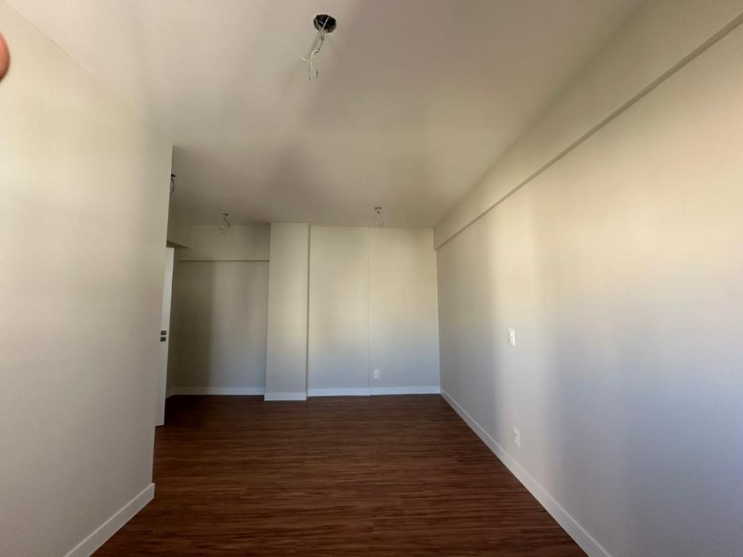 Apartamento, Centro, 2 Quartos, 2 Vagas, 1 Suíte