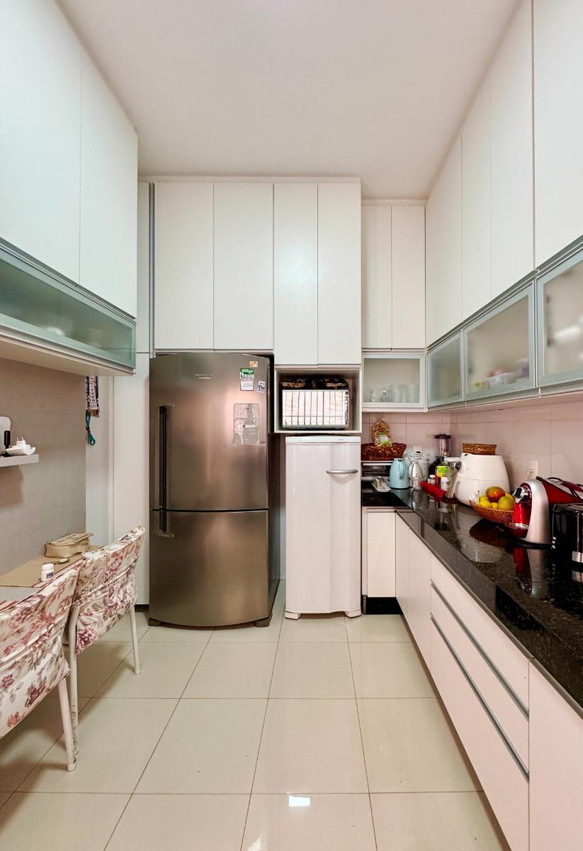 Casa, Santa Amélia, 3 Quartos, 10 Vagas, 1 Suíte