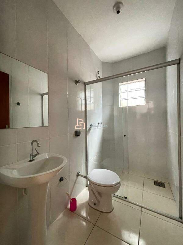 Casa, Ressaca, 2 Quartos, 1 Vaga