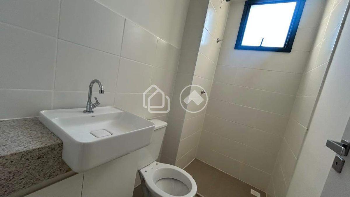 Apartamento, Estoril, 2 Quartos, 1 Vaga, 1 Suíte