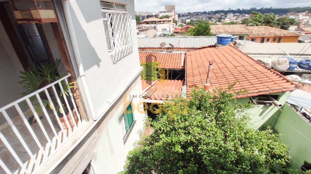 Casa, Santa Terezinha, 5 Quartos, 4 Vagas, 1 Suíte