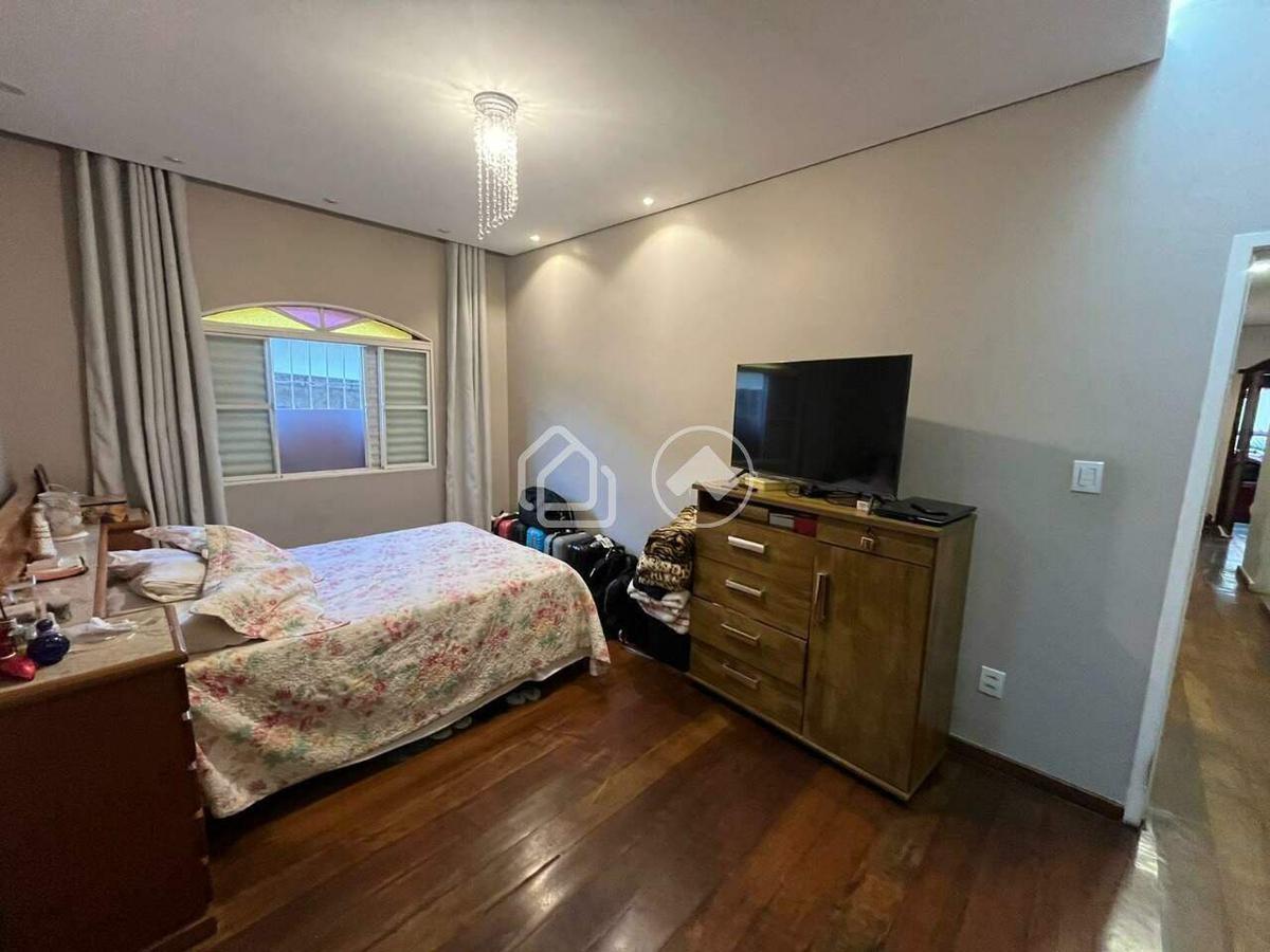 Casa, Marajó, 6 Quartos, 3 Vagas, 1 Suíte