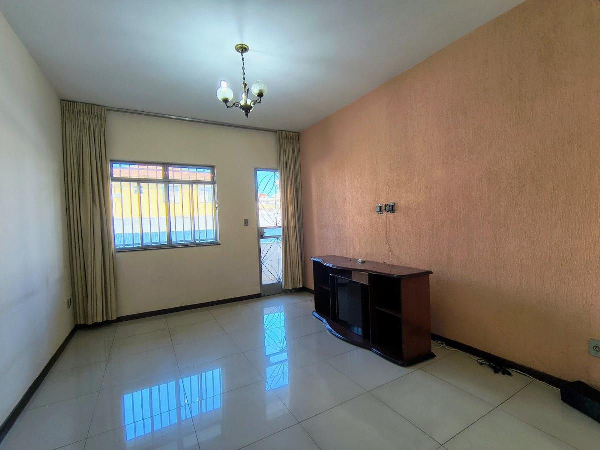 Casa Comercial, União, 0 Quarto, 2 Vagas