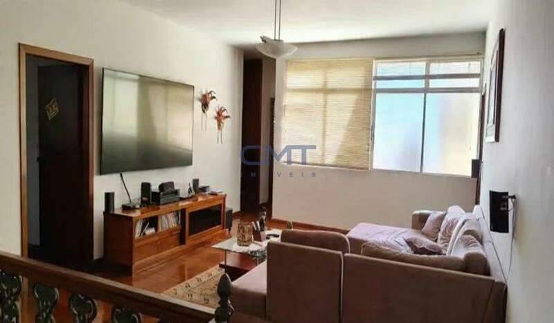Casa, Luxemburgo, 5 Quartos, 4 Vagas, 2 Suítes