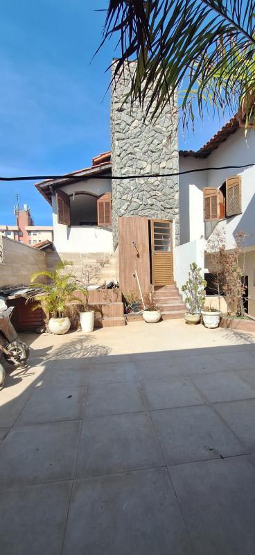 Casa, Floresta, 5 Quartos, 3 Vagas, 1 Suíte