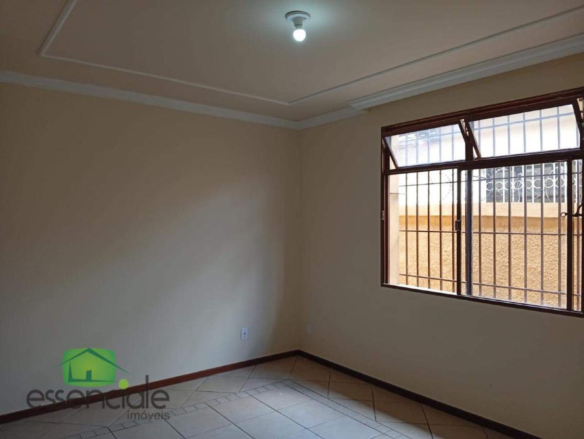 Casa Comercial, Eldorado, 4 Quartos, 4 Vagas, 1 Suíte