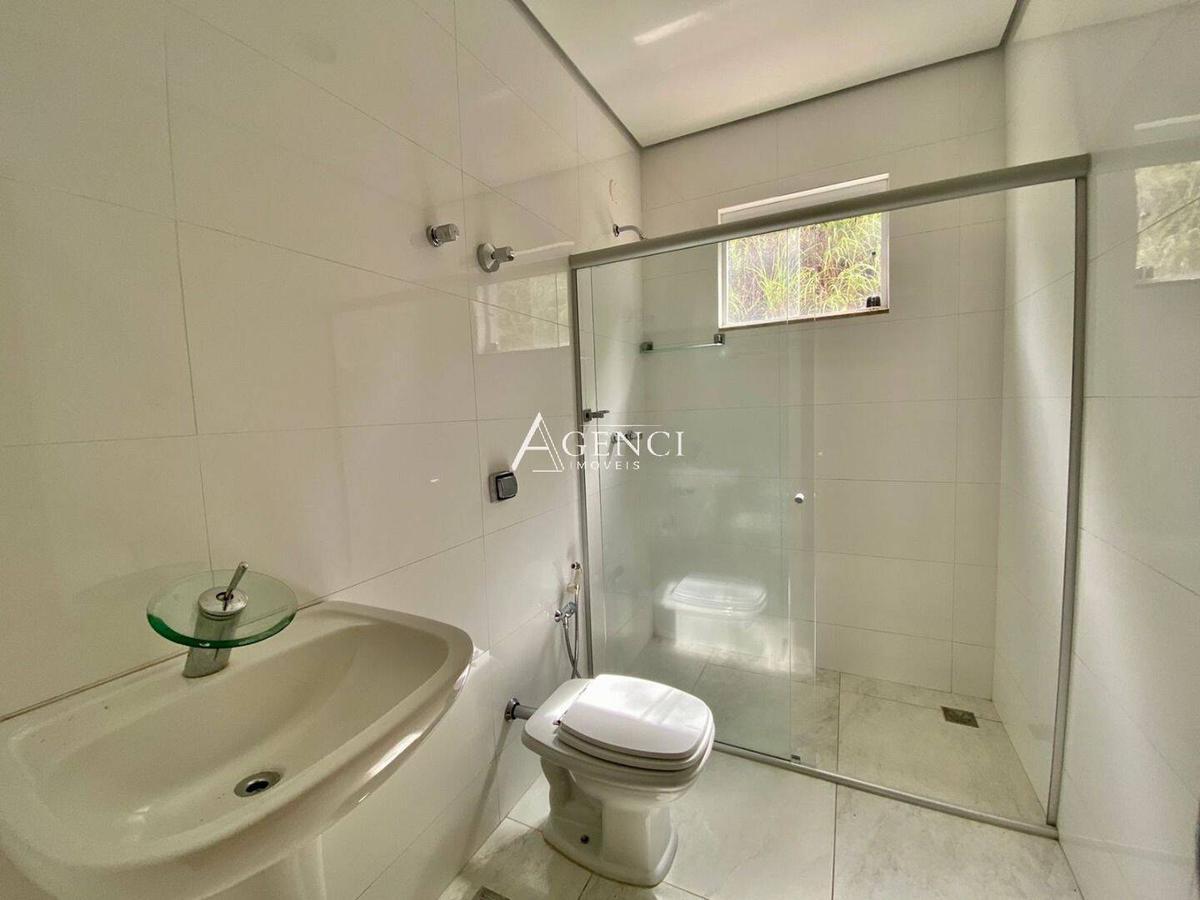 Casa, Paquetá, 4 Quartos, 0 Vaga, 2 Suítes