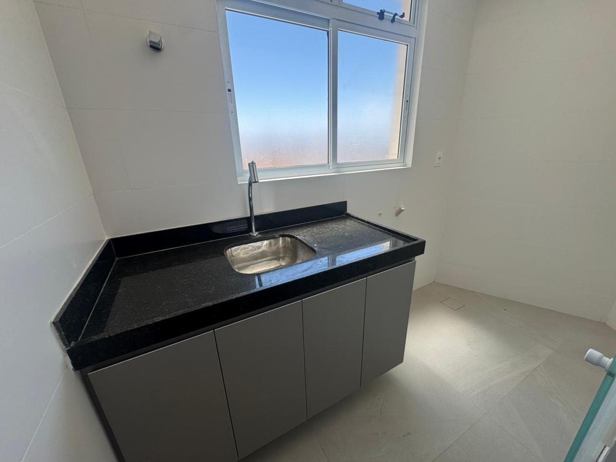 Apartamento, Colégio Batista, 4 Quartos, 2 Vagas, 2 Suítes