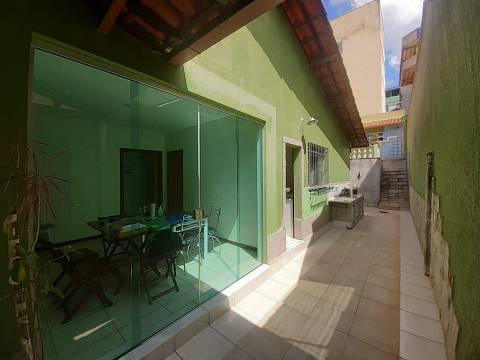 Casa, Alvorada, 4 Quartos, 2 Vagas, 1 Suíte