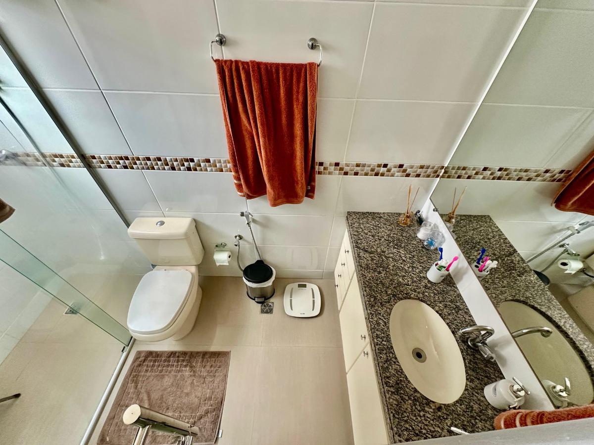 Apartamento, Itapoã, 3 Quartos, 2 Vagas, 1 Suíte