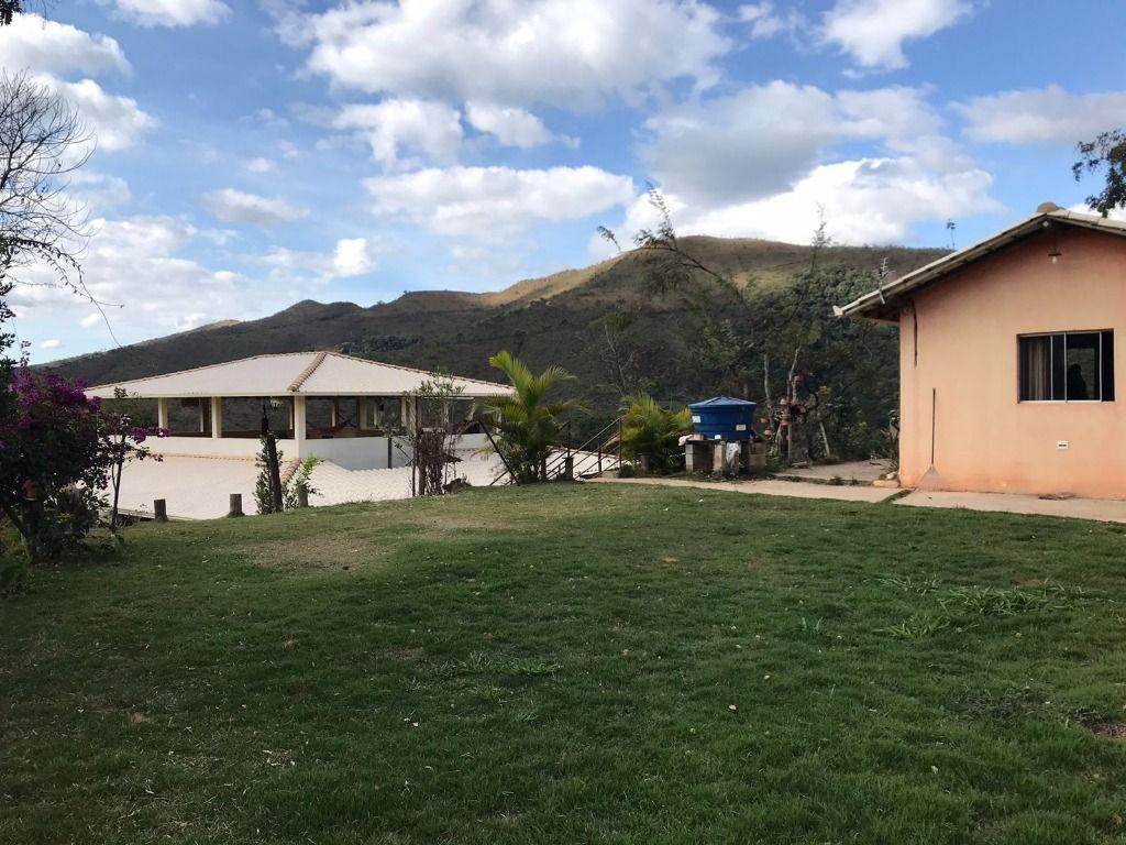 Fazenda, Adelmolândia, 4 Quartos, 0 Vaga, 1 Suíte